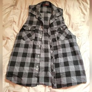 💰🌟 3 for $13 Men's L Cut Off Sleeve Flannel